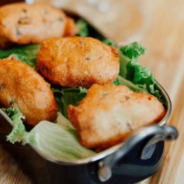 4 Bolinhos de Bacalhau